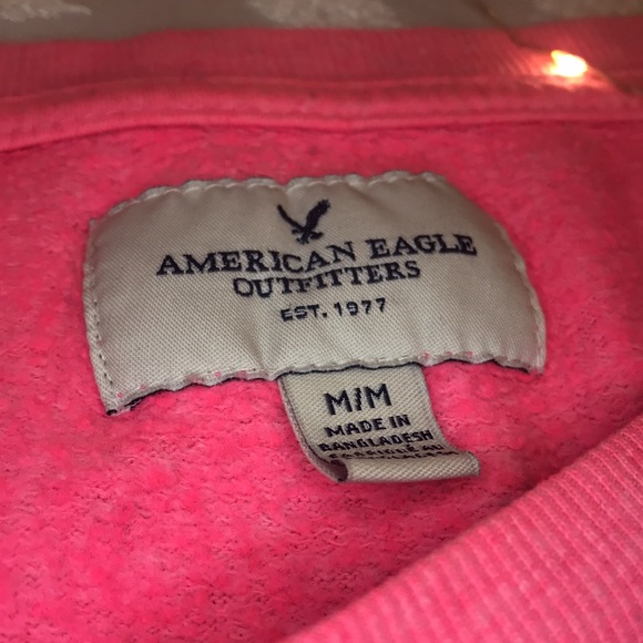 Pink AE Sweatshirt 🎀 - Picture 3 of 4